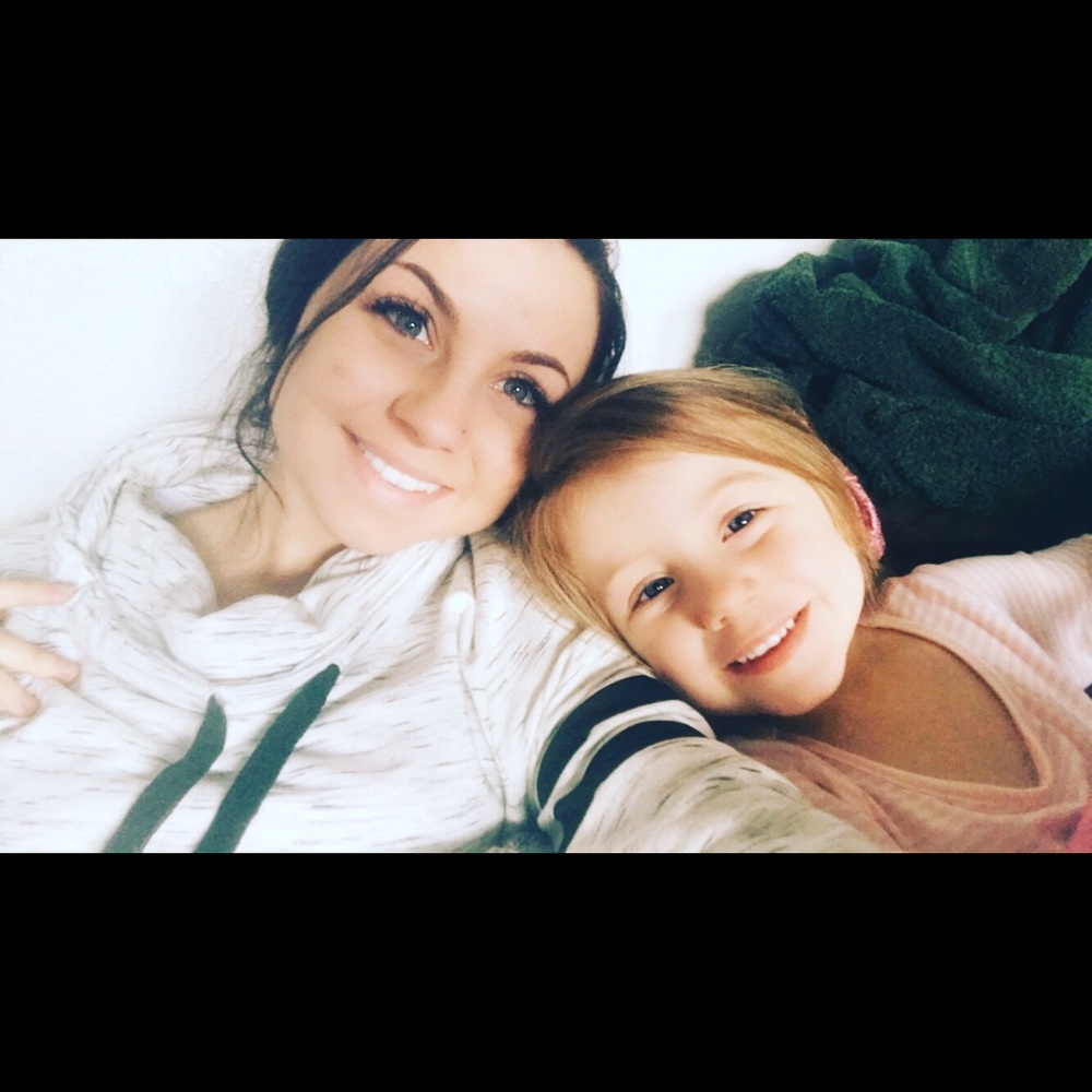 Meet your Posher, Desi